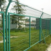 铁丝网围栏防护网
