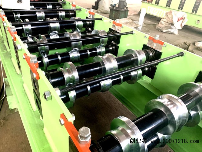 吴起县运城全自动c型钢机沧州华泰压瓦机设备有限公司☏18134079160