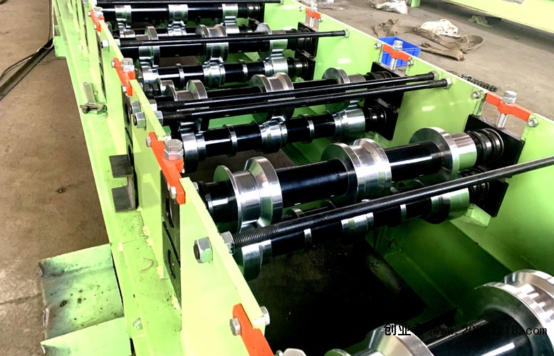 焦作全自动c型钢机☏13803175408中国泊头华泰压瓦机设备有限公司香港新界大埔区