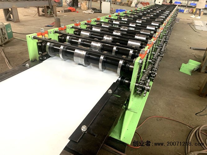 晋江市萍乡全自动c型钢机☏13932755070河北沧州红旗压瓦机设备有限公司