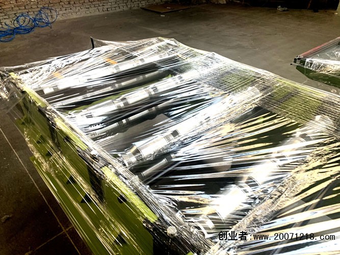 梅州市中国泊头华泰压瓦机设备有限公司彩钢压瓦机设备多少钱一台☏13803250766