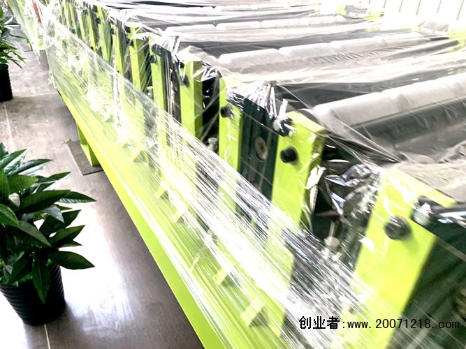 义乌市暗扣彩钢瓦设备中国泊头华泰压瓦机设备有限公司☏13833744009