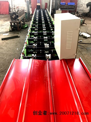 二手南忠岩棉泡沫复合板机☏13833744009河北沧州红旗压瓦机设备有限公司巫溪县