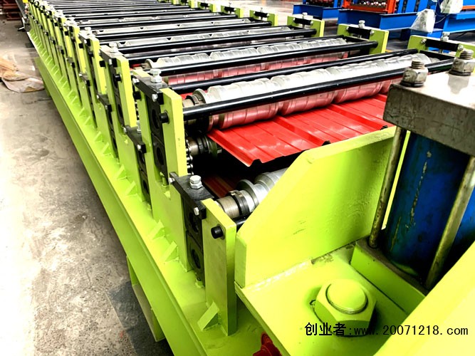 西乡县中国河北红旗压瓦机设备有限公司小型c型钢机视频☏13803250766