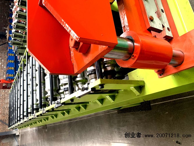 小型c型钢机视频@中国红旗压瓦机设备有限公司☎13803175408@本溪市平山区