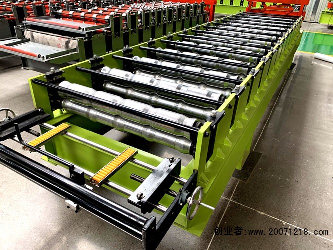 河北小型c型钢机供应商☏13803171478中国河北华泰压瓦机设备有限公司荆州市