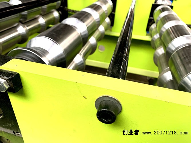 怀集县自制c型钢打磨机☏15632773159沧州华泰压瓦机设备有限公司