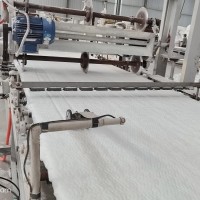 硅酸铝针刺纤维毯厂家2.5公分厚陶瓷纤维棉