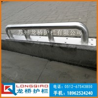 江苏不锈钢防撞护栏 企业 车间厂区防撞栏杆 304不锈钢材质