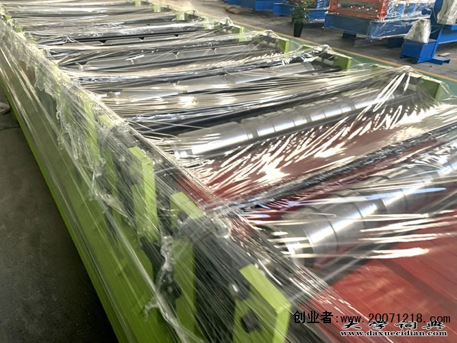 无锡二手c型钢机可信赖的@河北沧州市泊头市浩洋高端压瓦机实体企业