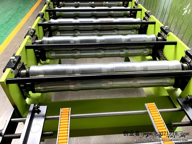 泉龙复合板机械厂家代理@沧州市泊头浩洋高端压瓦机生产厂