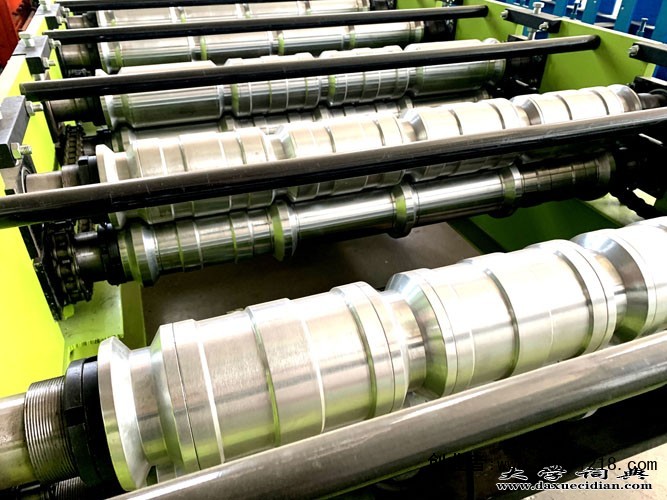 中国河北省泊头浩洋机械实体企业彩钢板机械设备厂家排名@价格公道