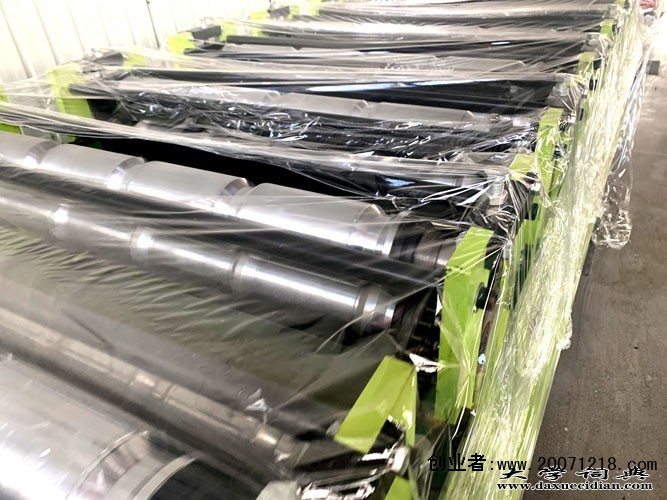 青州立体化彩钢板机械化厂家直销价格@河北泊头浩洋高端压瓦机制造有限公司