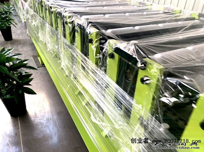 中国河北省沧州市浩洋高端压瓦机彩钢复合板机的维修保养@高青县