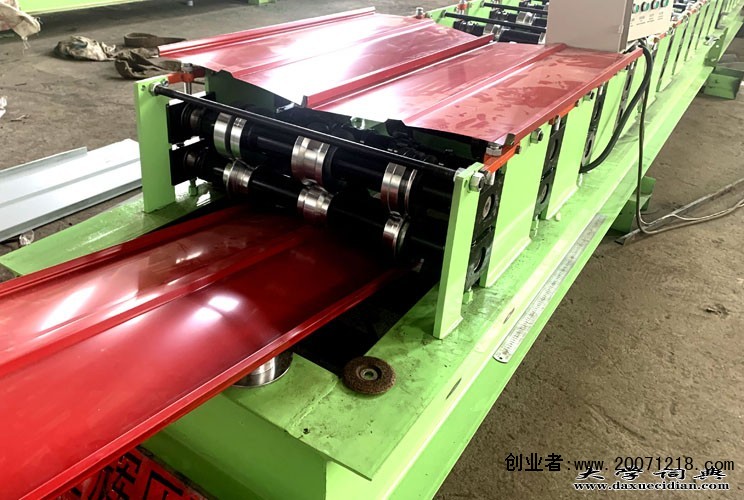 中国河北省沧州泊头市浩洋高端压瓦机制造有限公司天津c型钢机出售@价格便宜